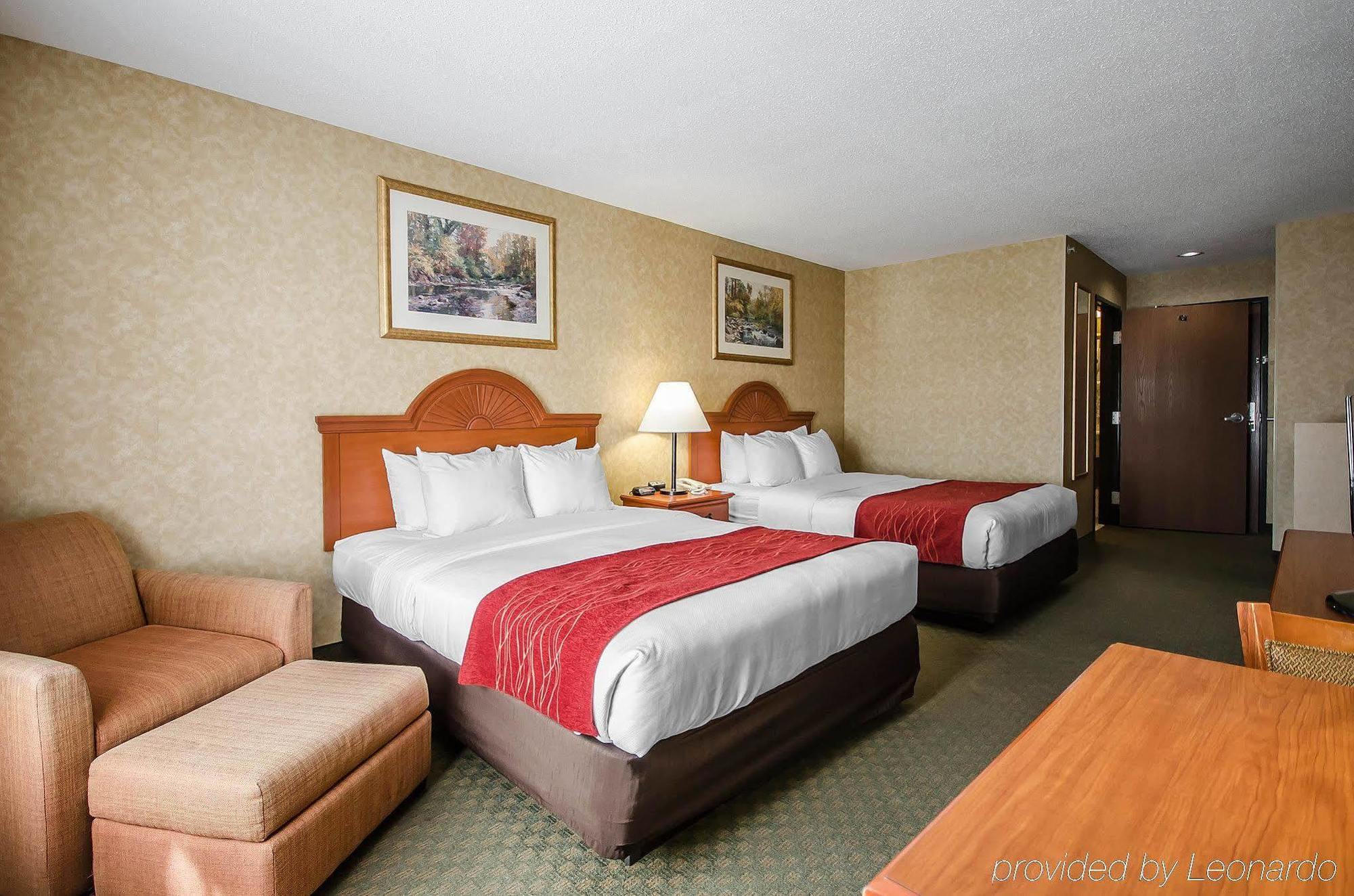 Quality Inn & Suites Rockport-Owensboro North Gold Award Winner Exterior photo